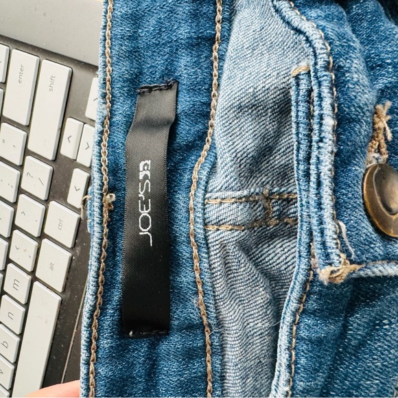 Joe's Jeans Raw-Hem Boyfriend Bermuda Short woman’s 28 - Picture 8 of 10